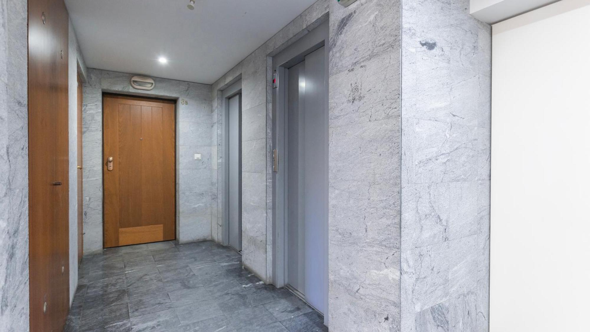 Stylish Apartment With Parking By Lovelystay Lissabon Exterior foto